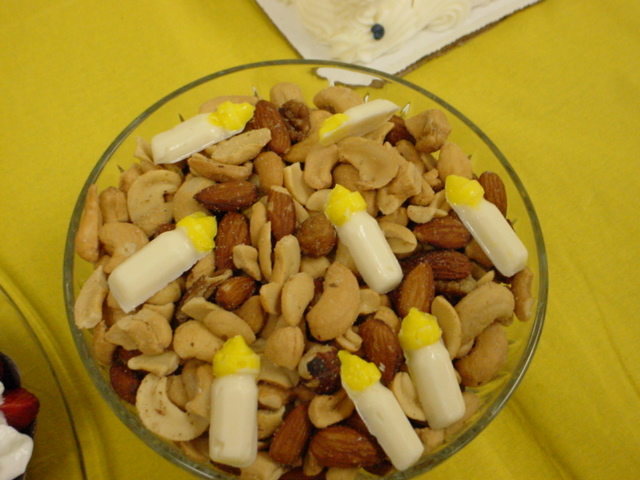 Click to display next picture